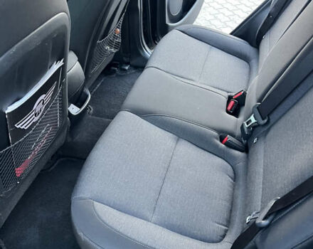 Черный Хендай Kona, объемом двигателя 0 л и пробегом 148 тыс. км за 18700 $, фото 9 на Automoto.ua