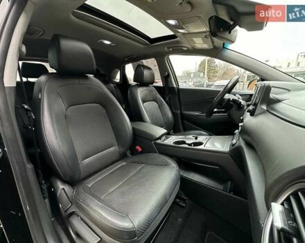 Черный Хендай Kona, объемом двигателя 0 л и пробегом 56 тыс. км за 8200 $, фото 13 на Automoto.ua