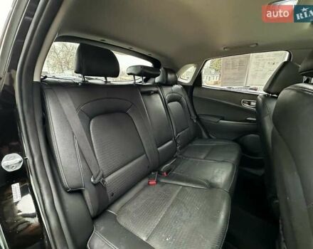 Черный Хендай Kona, объемом двигателя 0 л и пробегом 56 тыс. км за 8200 $, фото 17 на Automoto.ua