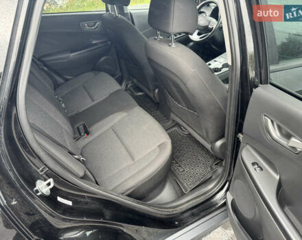 Черный Хендай Kona, объемом двигателя 0 л и пробегом 82 тыс. км за 15300 $, фото 17 на Automoto.ua