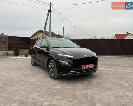 Черный Хендай Kona, объемом двигателя 0 л и пробегом 64 тыс. км за 17500 $, фото 4 на Automoto.ua
