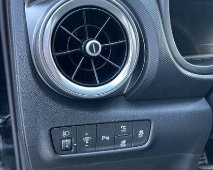 Черный Хендай Kona, объемом двигателя 0 л и пробегом 148 тыс. км за 18700 $, фото 14 на Automoto.ua