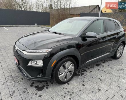 Чорний Хендай Kona, об'ємом двигуна 0 л та пробігом 80 тис. км за 15800 $, фото 4 на Automoto.ua