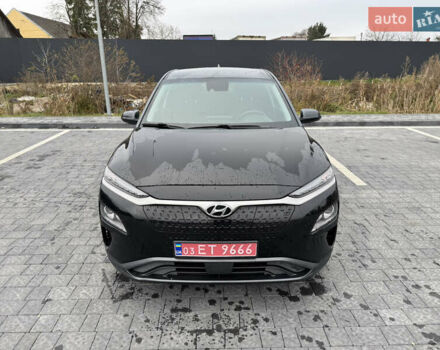 Чорний Хендай Kona, об'ємом двигуна 0 л та пробігом 80 тис. км за 15800 $, фото 8 на Automoto.ua