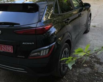 Черный Хендай Kona, объемом двигателя 0 л и пробегом 141 тыс. км за 18350 $, фото 3 на Automoto.ua