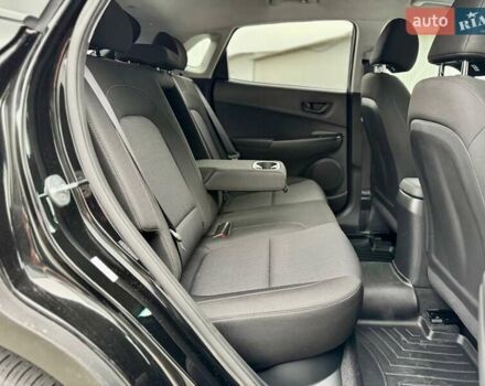 Черный Хендай Kona, объемом двигателя 2 л и пробегом 37 тыс. км за 16900 $, фото 20 на Automoto.ua