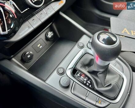 Черный Хендай Kona, объемом двигателя 2 л и пробегом 37 тыс. км за 16900 $, фото 34 на Automoto.ua