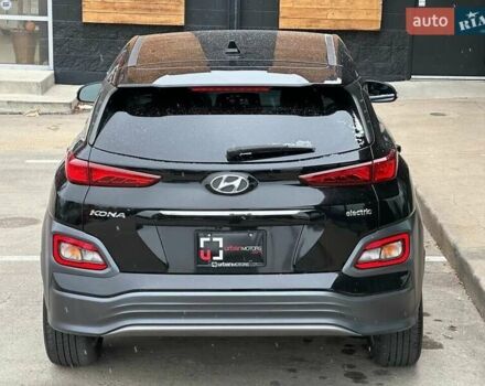 Черный Хендай Kona, объемом двигателя 0 л и пробегом 56 тыс. км за 8200 $, фото 6 на Automoto.ua