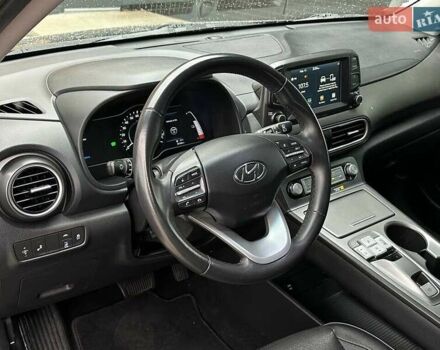 Черный Хендай Kona, объемом двигателя 0 л и пробегом 56 тыс. км за 8200 $, фото 15 на Automoto.ua