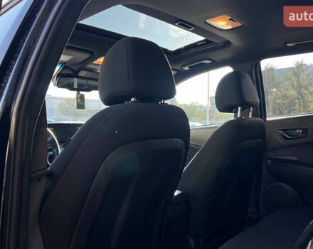 Черный Хендай Kona, объемом двигателя 1.6 л и пробегом 37 тыс. км за 21890 $, фото 14 на Automoto.ua