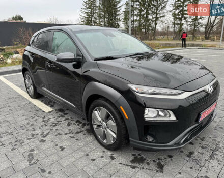 Чорний Хендай Kona, об'ємом двигуна 0 л та пробігом 80 тис. км за 15800 $, фото 2 на Automoto.ua