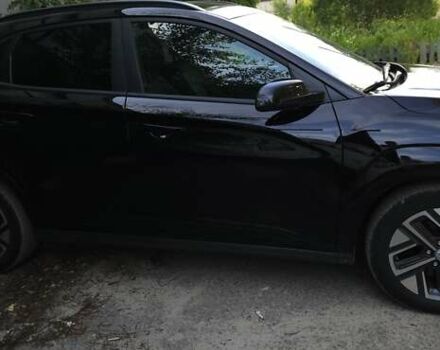 Черный Хендай Kona, объемом двигателя 0 л и пробегом 141 тыс. км за 18350 $, фото 5 на Automoto.ua