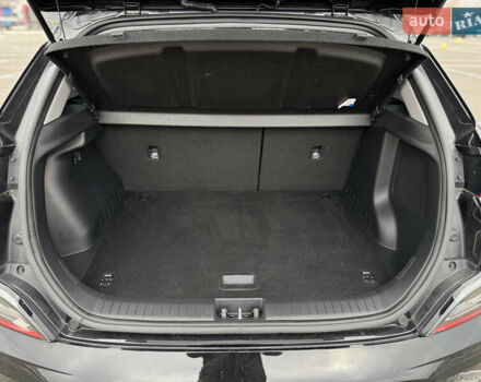 Чорний Хендай Kona, об'ємом двигуна 0 л та пробігом 36 тис. км за 18700 $, фото 53 на Automoto.ua