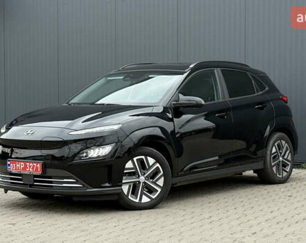 Черный Хендай Kona, объемом двигателя 0 л и пробегом 134 тыс. км за 20999 $, фото 2 на Automoto.ua
