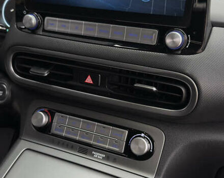 Черный Хендай Kona, объемом двигателя 0 л и пробегом 134 тыс. км за 20999 $, фото 43 на Automoto.ua