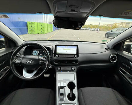 Черный Хендай Kona, объемом двигателя 0 л и пробегом 156 тыс. км за 19800 $, фото 7 на Automoto.ua