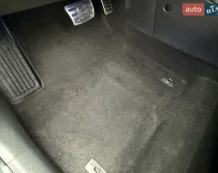 Черный Хендай Kona, объемом двигателя 0 л и пробегом 156 тыс. км за 19800 $, фото 29 на Automoto.ua