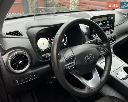 Черный Хендай Kona, объемом двигателя 0 л и пробегом 68 тыс. км за 18500 $, фото 9 на Automoto.ua