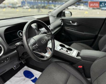Чорний Хендай Kona, об'ємом двигуна 0 л та пробігом 36 тис. км за 18700 $, фото 35 на Automoto.ua