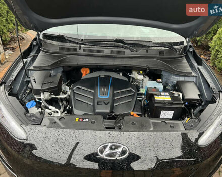 Черный Хендай Kona, объемом двигателя 0 л и пробегом 68 тыс. км за 18500 $, фото 22 на Automoto.ua