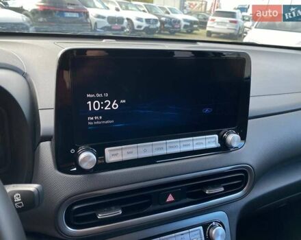 Чорний Хендай Kona, об'ємом двигуна 0 л та пробігом 5 тис. км за 21000 $, фото 16 на Automoto.ua