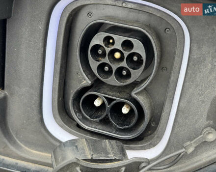 Чорний Хендай Kona, об'ємом двигуна 0 л та пробігом 36 тис. км за 18700 $, фото 23 на Automoto.ua