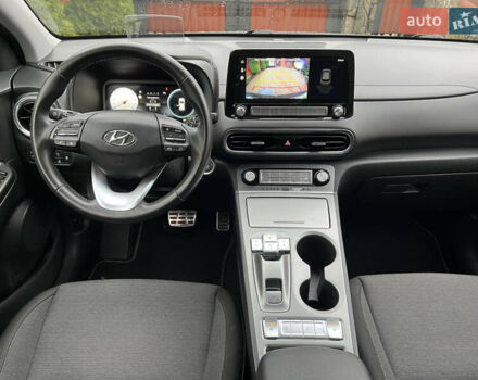 Черный Хендай Kona, объемом двигателя 0 л и пробегом 68 тыс. км за 18500 $, фото 14 на Automoto.ua