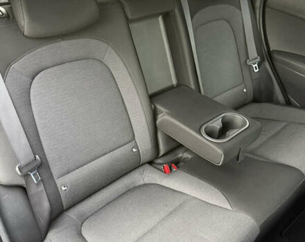 Черный Хендай Kona, объемом двигателя 0 л и пробегом 156 тыс. км за 19800 $, фото 46 на Automoto.ua