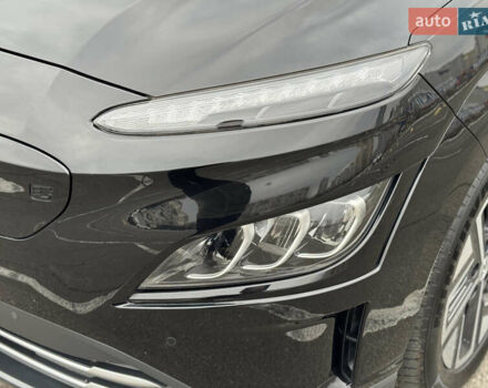 Чорний Хендай Kona, об'ємом двигуна 0 л та пробігом 36 тис. км за 18700 $, фото 22 на Automoto.ua