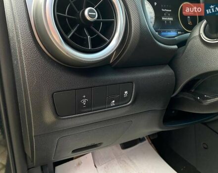 Чорний Хендай Kona, об'ємом двигуна 0 л та пробігом 5 тис. км за 21000 $, фото 13 на Automoto.ua