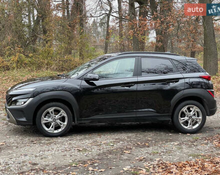 Черный Хендай Kona, объемом двигателя 2 л и пробегом 85 тыс. км за 19000 $, фото 3 на Automoto.ua