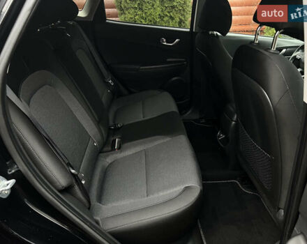 Черный Хендай Kona, объемом двигателя 0 л и пробегом 68 тыс. км за 18500 $, фото 20 на Automoto.ua