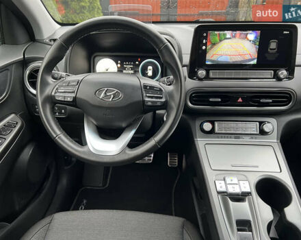 Черный Хендай Kona, объемом двигателя 0 л и пробегом 68 тыс. км за 18500 $, фото 16 на Automoto.ua