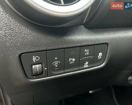 Черный Хендай Kona, объемом двигателя 0 л и пробегом 68 тыс. км за 18500 $, фото 17 на Automoto.ua