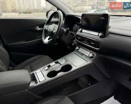 Чорний Хендай Kona, об'ємом двигуна 0 л та пробігом 36 тис. км за 18700 $, фото 45 на Automoto.ua