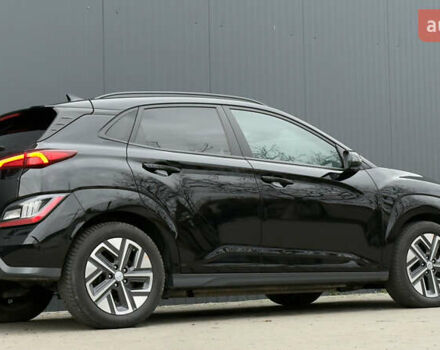 Черный Хендай Kona, объемом двигателя 0 л и пробегом 134 тыс. км за 20999 $, фото 6 на Automoto.ua