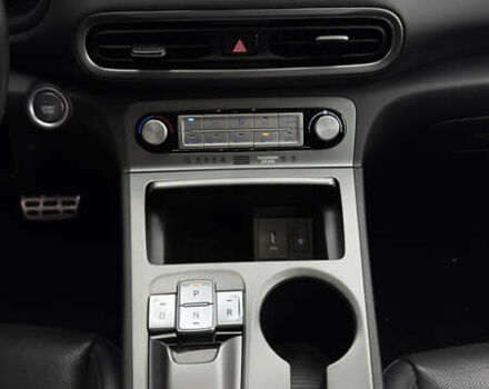 Черный Хендай Kona, объемом двигателя 0 л и пробегом 134 тыс. км за 20999 $, фото 33 на Automoto.ua