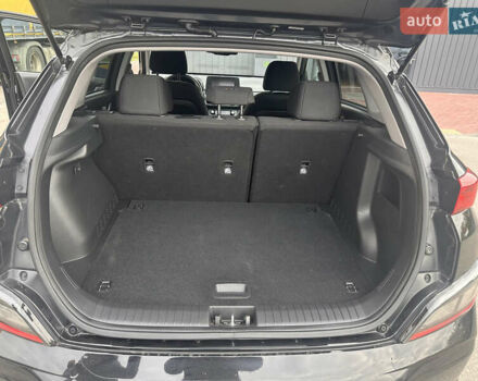 Черный Хендай Kona, объемом двигателя 0 л и пробегом 42 тыс. км за 18500 $, фото 42 на Automoto.ua