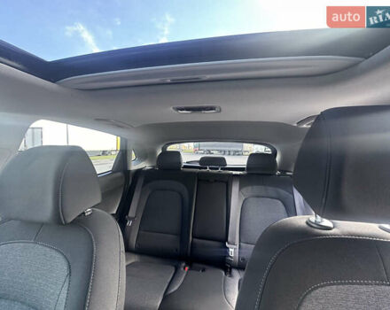 Черный Хендай Kona, объемом двигателя 0 л и пробегом 42 тыс. км за 18500 $, фото 22 на Automoto.ua