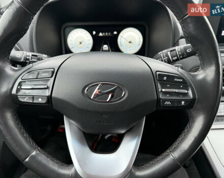 Черный Хендай Kona, объемом двигателя 0 л и пробегом 74 тыс. км за 20900 $, фото 25 на Automoto.ua