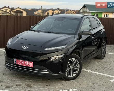 Чорний Хендай Kona, об'ємом двигуна 0 л та пробігом 16 тис. км за 18000 $, фото 1 на Automoto.ua