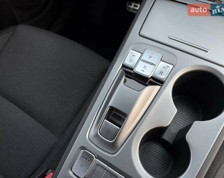 Чорний Хендай Kona, об'ємом двигуна 0 л та пробігом 16 тис. км за 18000 $, фото 17 на Automoto.ua