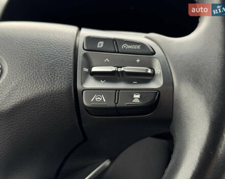 Чорний Хендай Kona, об'ємом двигуна 0 л та пробігом 36 тис. км за 18700 $, фото 4 на Automoto.ua