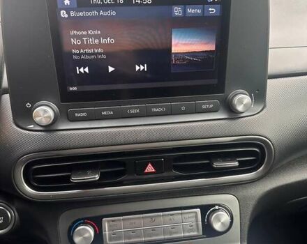 Черный Хендай Kona, объемом двигателя 0 л и пробегом 42 тыс. км за 18500 $, фото 50 на Automoto.ua