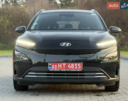 Черный Хендай Kona, объемом двигателя 0 л и пробегом 22 тыс. км за 16999 $, фото 6 на Automoto.ua