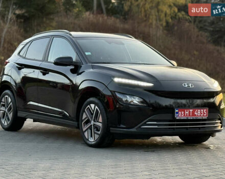 Черный Хендай Kona, объемом двигателя 0 л и пробегом 22 тыс. км за 16999 $, фото 4 на Automoto.ua