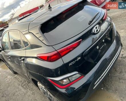 Чорний Хендай Kona, об'ємом двигуна 0 л та пробігом 66 тис. км за 11500 $, фото 1 на Automoto.ua