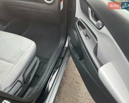 Чорний Хендай Kona, об'ємом двигуна 0 л та пробігом 66 тис. км за 11500 $, фото 11 на Automoto.ua