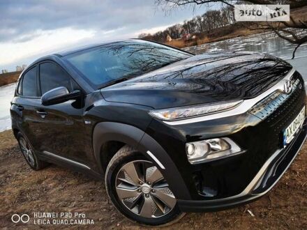 Хендай Kona 2018 в Харькове на Automoto.ua Черный Хендай Kona, объемом двигателя 0 л и пробегом 22 тыс. км за 27900 $, фото 1 на Automoto.ua