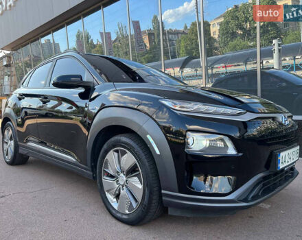 Черный Хендай Kona, объемом двигателя 0 л и пробегом 40 тыс. км за 16900 $, фото 1 на Automoto.ua